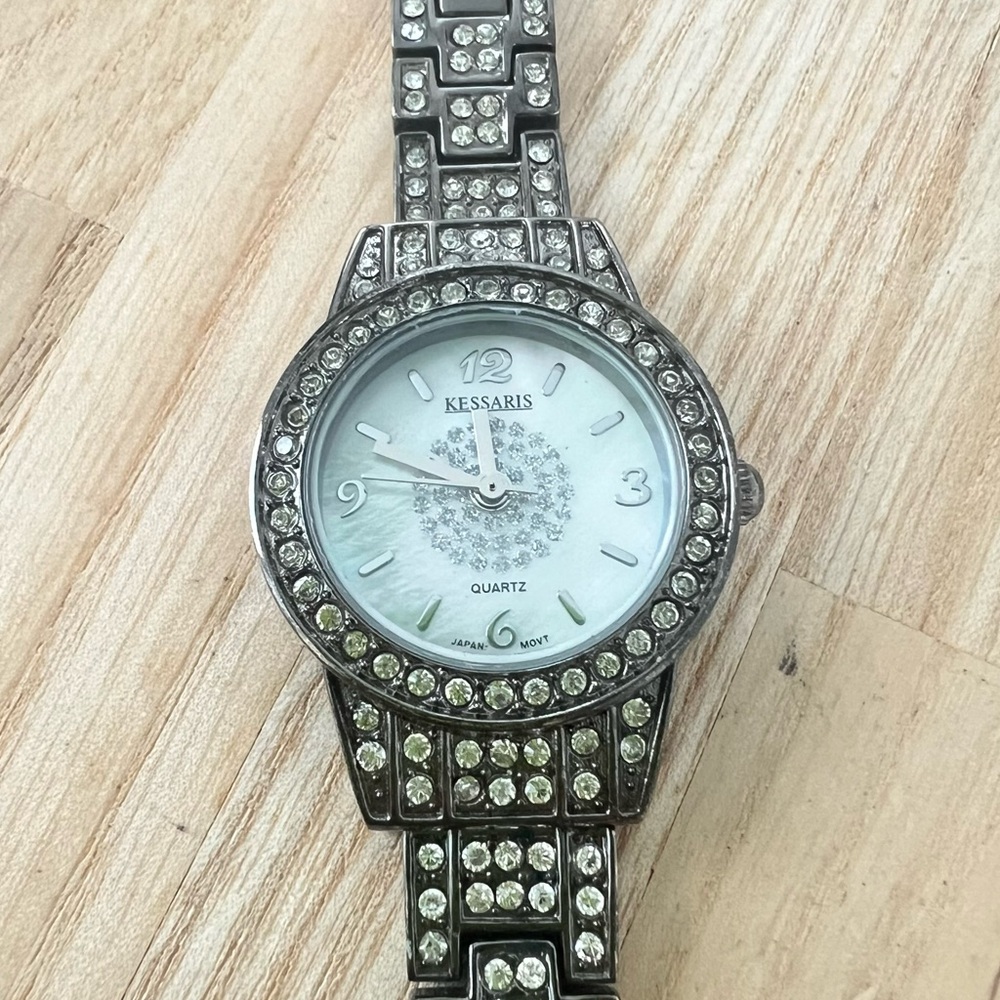 Kessaris ladies gray and crystal fashion bracelet watch NEW BATTERY